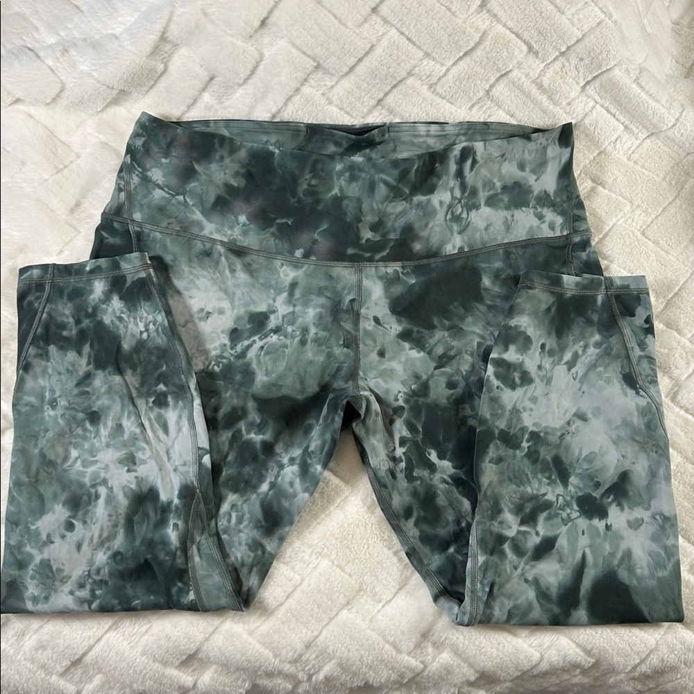 lululemon athletica Align HR Woman’s Plus Green Diamond Dye Leggings size 20